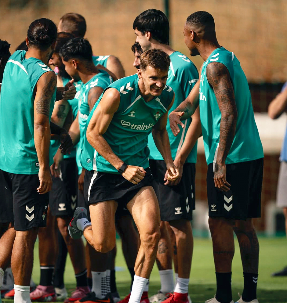 Mobile Image 1 for 1x2 Media Block